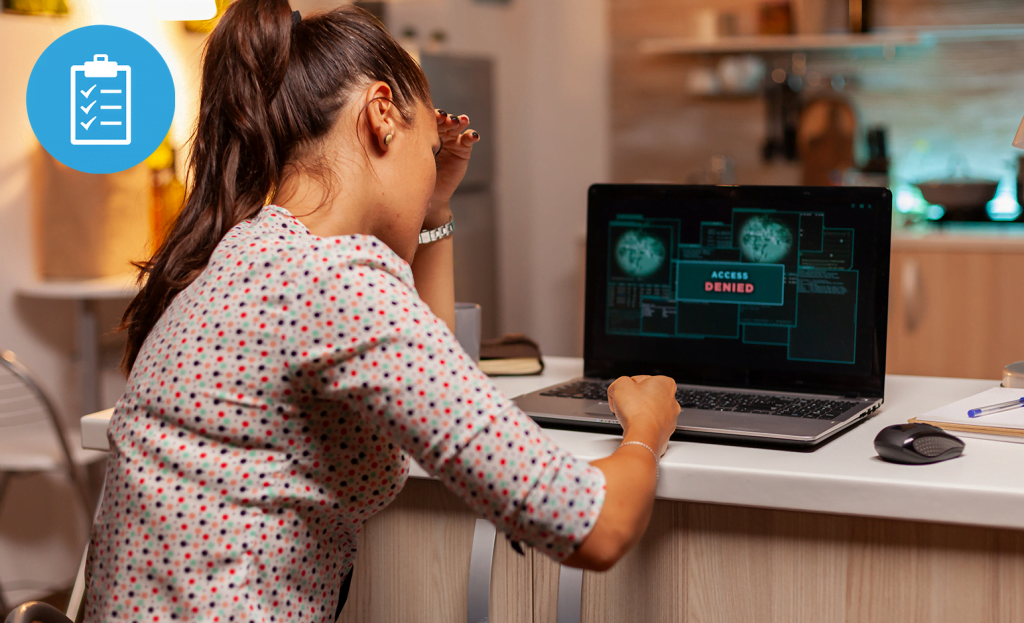 vrouw die zelf iets doet aan cyber security